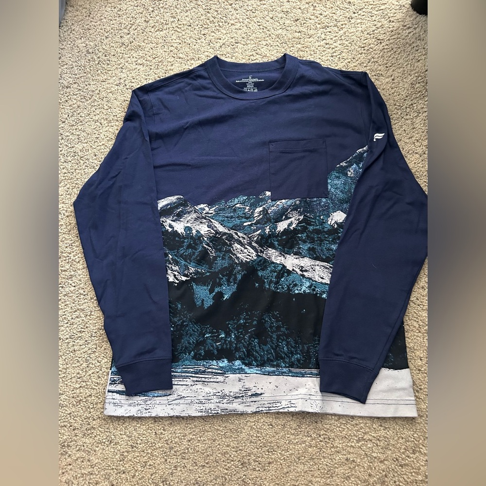 Brand new Fabletics “the r&r tee” size xs longsleeve heavy weight relaxed fit